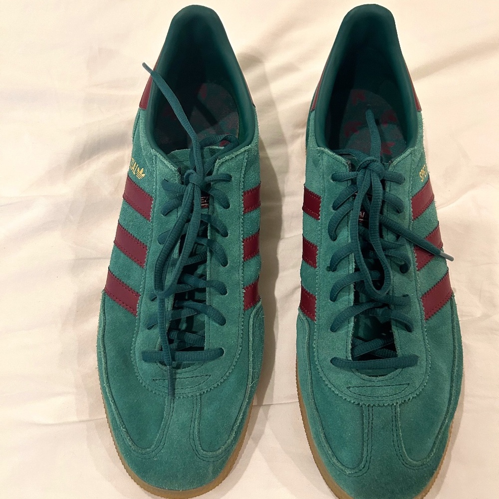 Men's adidas Handball Spezial Collegiate Green Shadow Red, size 11.5 US